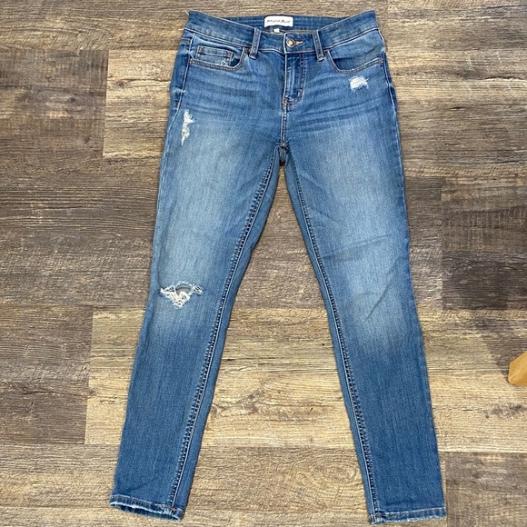 Studio Blue Distressed Skinny Jeans Size 27 - Picture 1 of 5